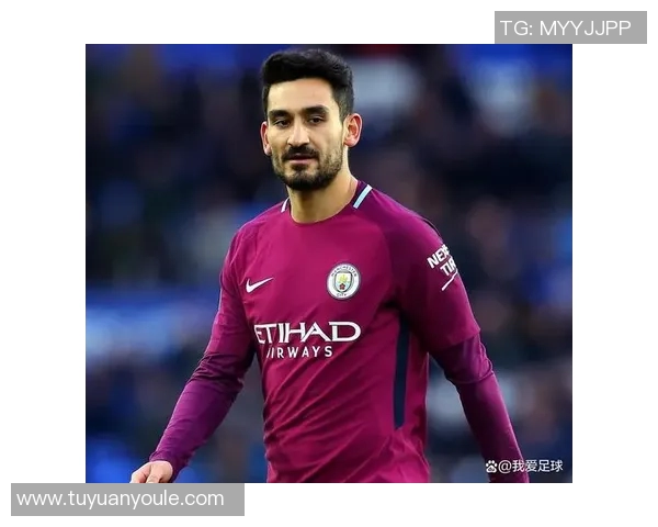 利物浦主场迎战马拉加期待精彩对决双方球员全力以赴争取胜利