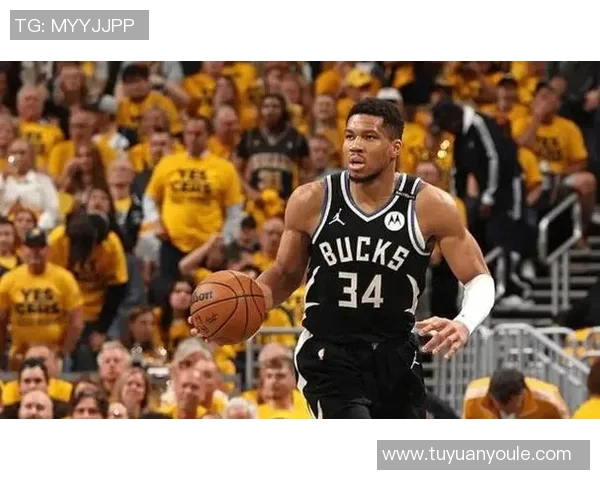 字母哥怒撕球衣引发更衣室冲突雄鹿惨败后队内气氛紧张升级